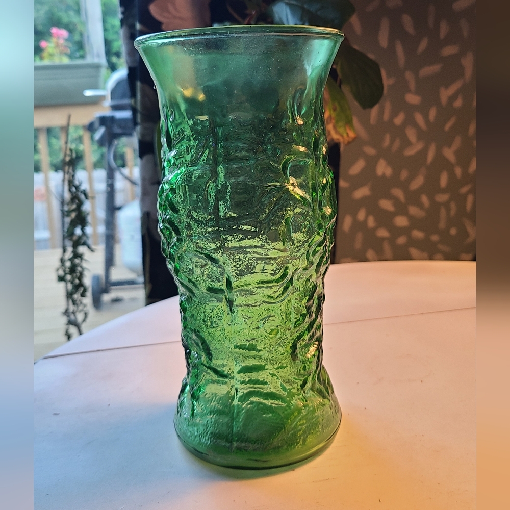 MCM E.O. BRODY CO Vintage Green Textured Glass Vase